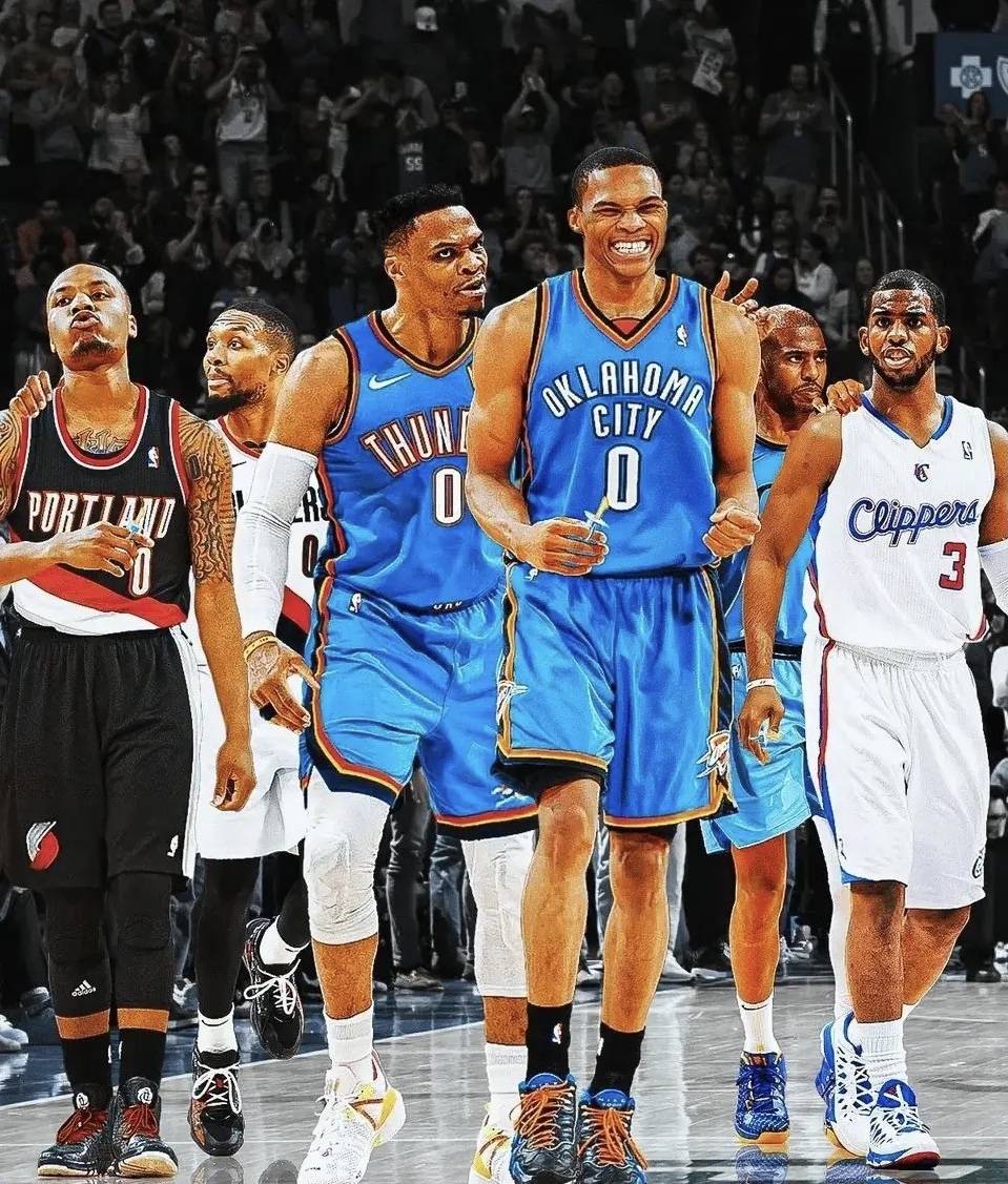 爱游戏体育下载-NBA媒体热议：利拉德重返开拓者队，保罗刚刚回到快船队，那么威少什么时候回雷霆？