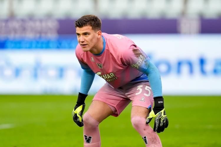 爱游戏体育app-迪马济奥：科莫有意威尼斯门将菲利普-斯坦科维奇