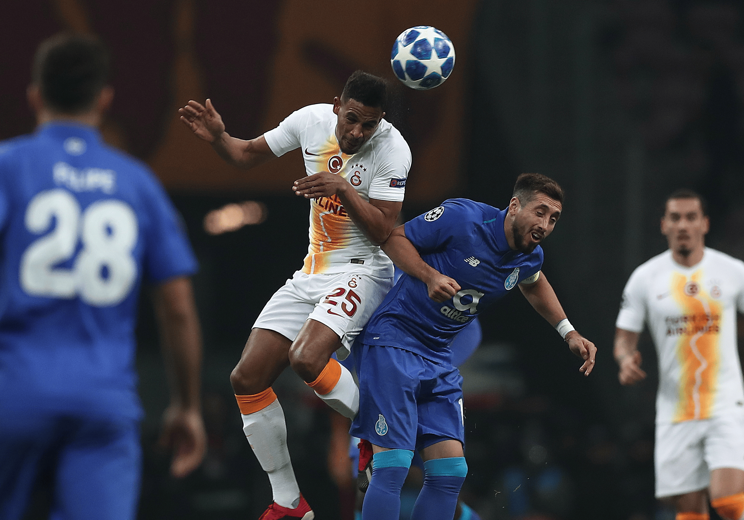 爱游戏体育app-周四003欧冠 法兰克福VS加拉塔萨雷