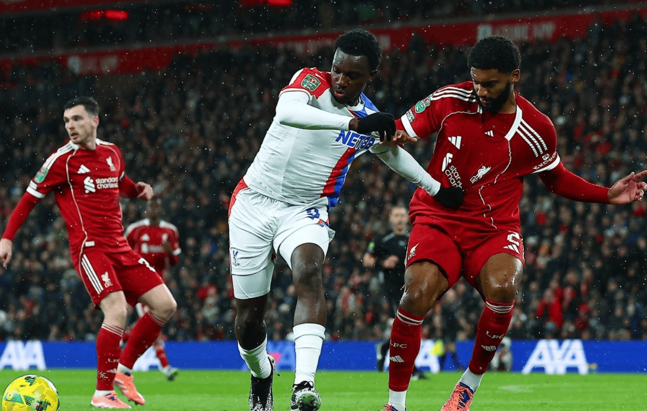 0-3溃败!利物浦惨遭淘汰,斯洛特刷新耻辱纪录:被克星三连杀